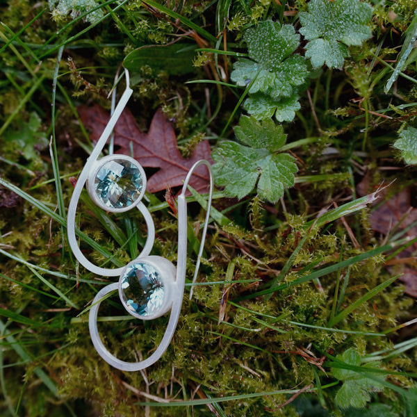 Green Amethyst Curled Drop earrings