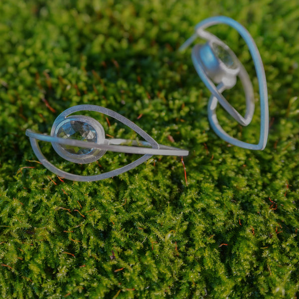 Green Amethyst Leaf Curl Stud Earrings