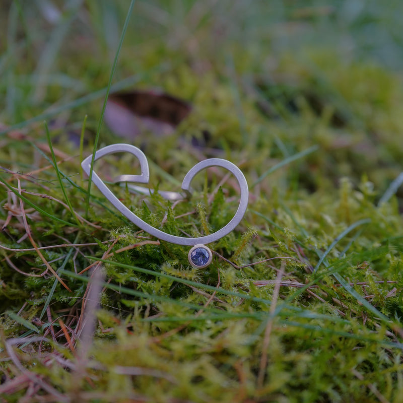 Sapphire Leaf Curl Ring