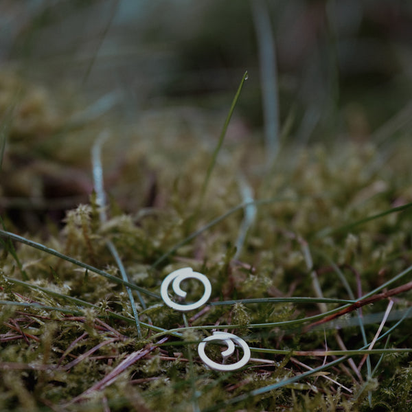 Spiral Studs