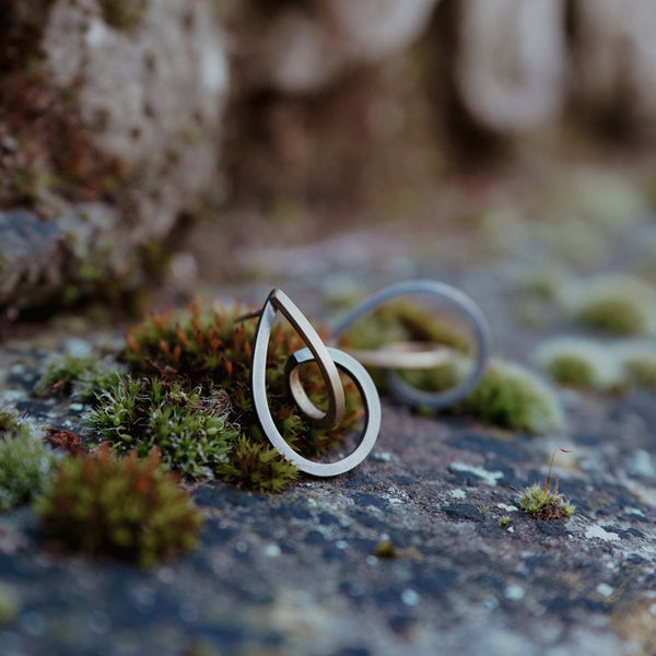 18k gold/sterling silver Twice Curled drop earrings