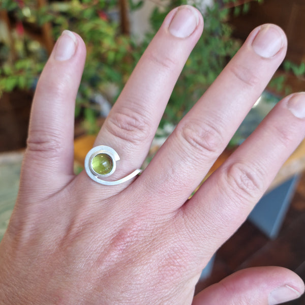 Peridot Folded Curl Ring