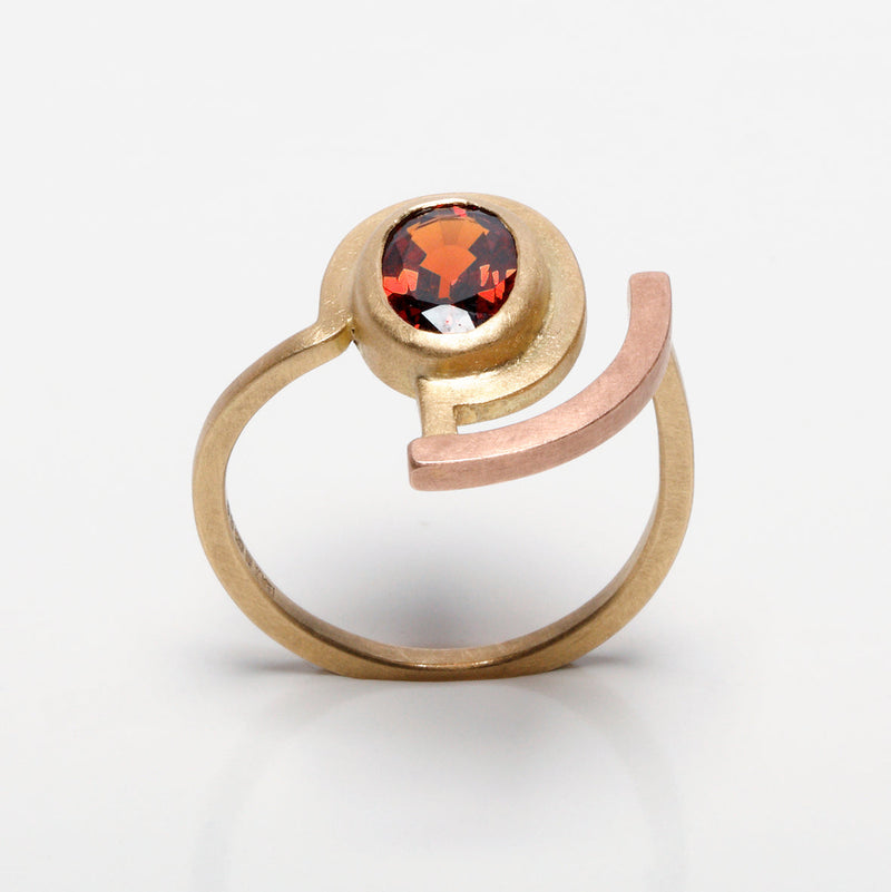 18k Gold Hessonite Garnet Quarter Curl Ring