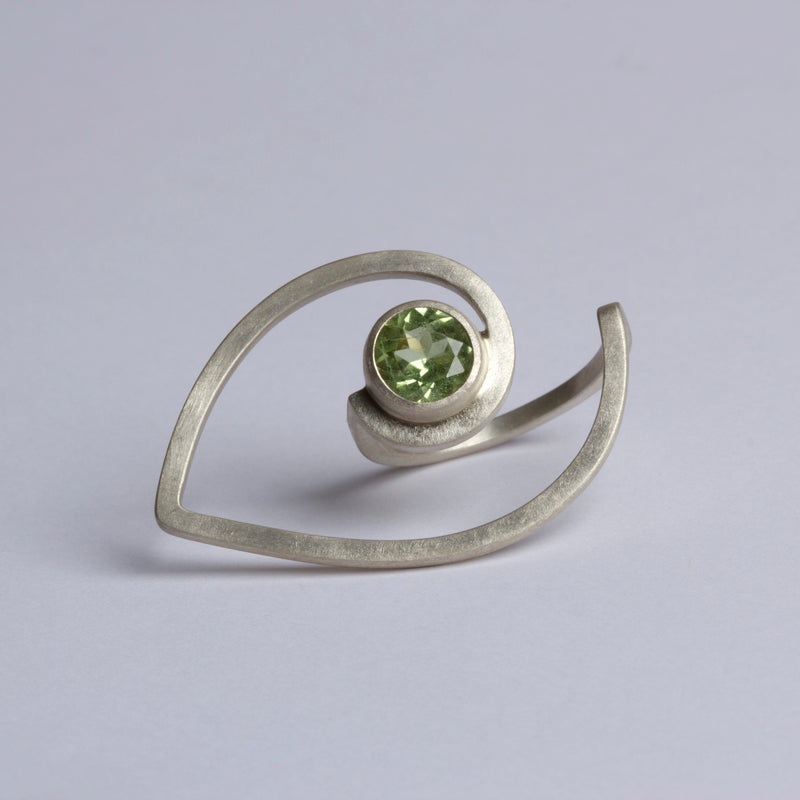 Peridot Curled Leaf Ring